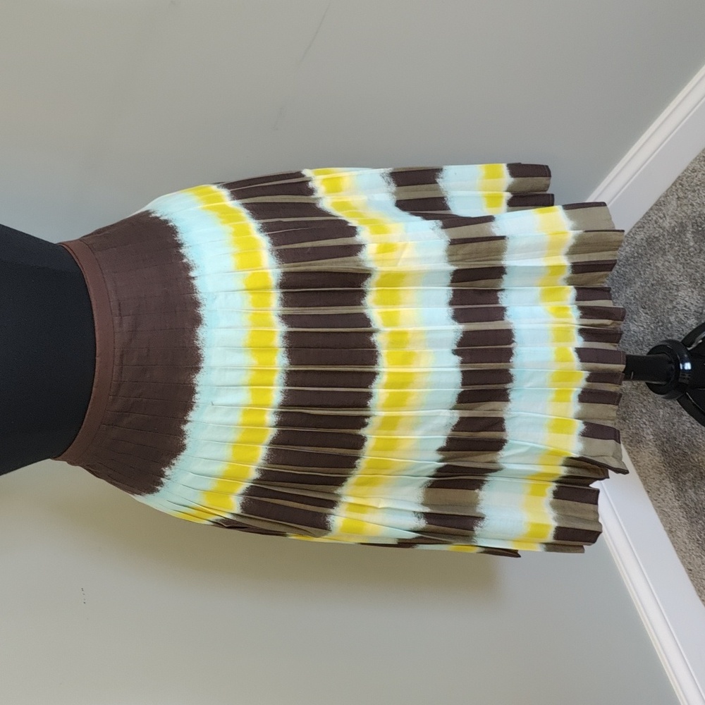 BCBG Max Azria Skirt Size 12